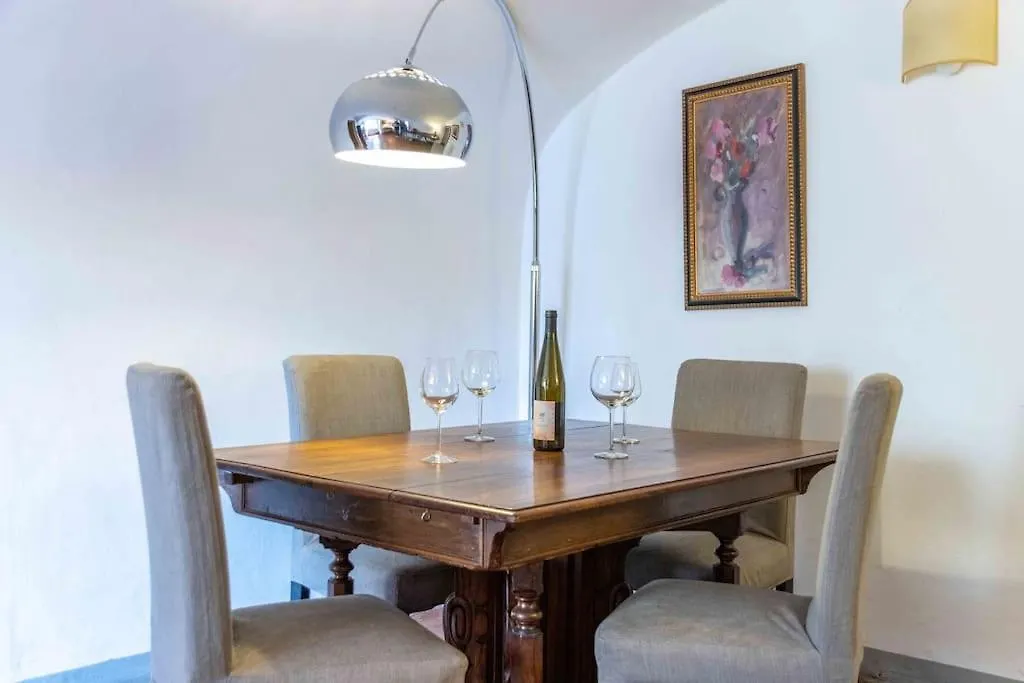 Apartment Santo Spirito 2 Bedroom Florence Italy