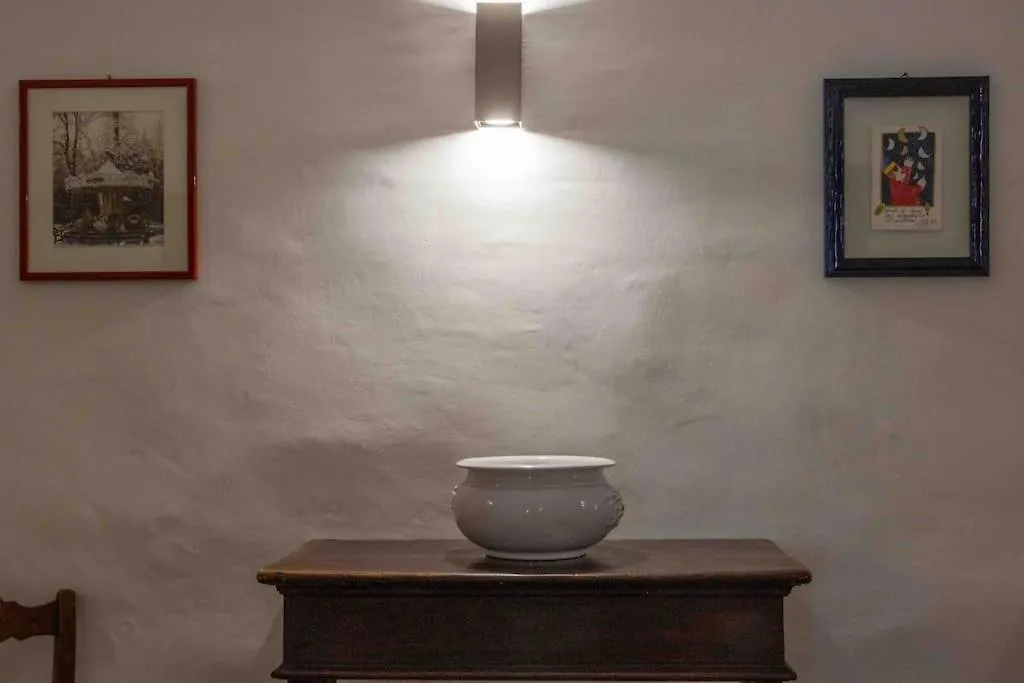 Santo Spirito 2 Bedroom Florence 0*,  Italy