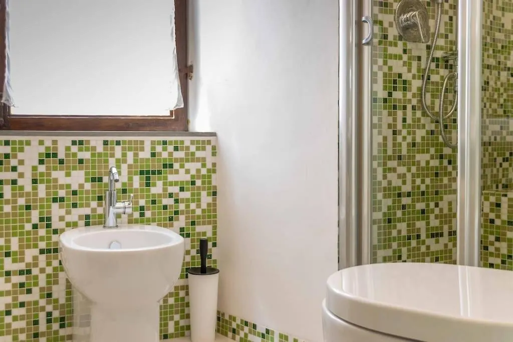 Apartment Santo Spirito 2 Bedroom Florence Italy
